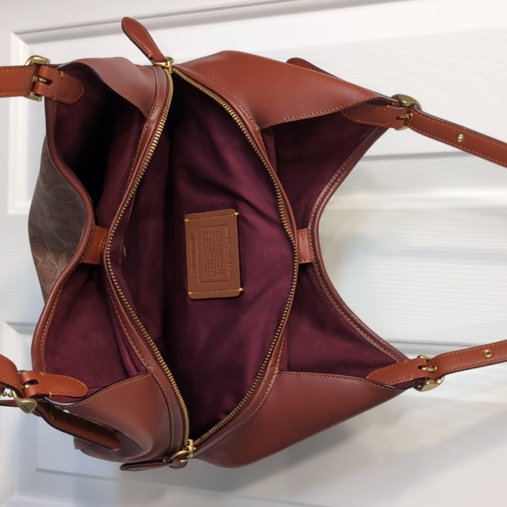 Coach Handbag - Picture 5 of 8